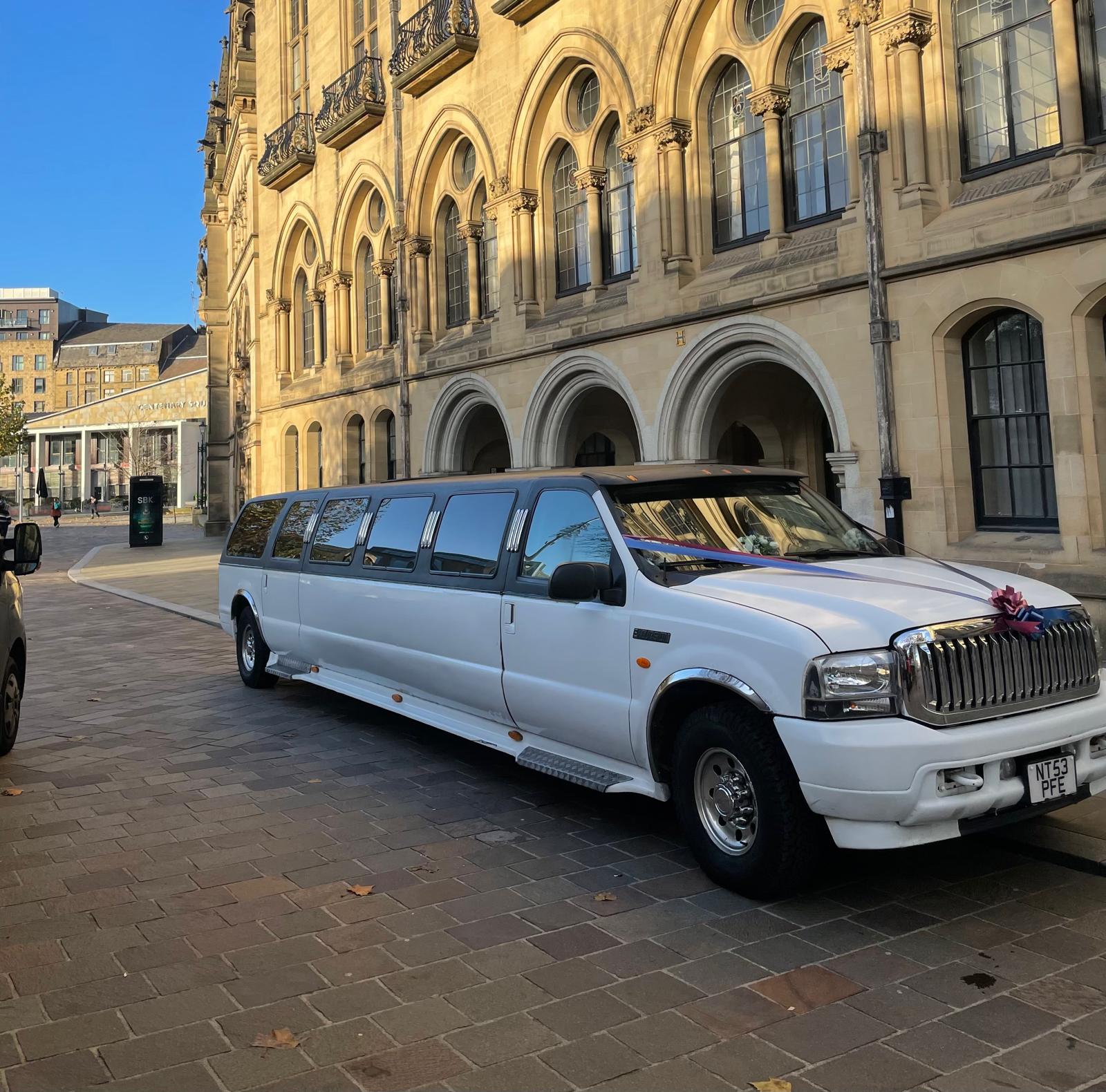 Excursion Hummer Style Limo Hire - City Limo