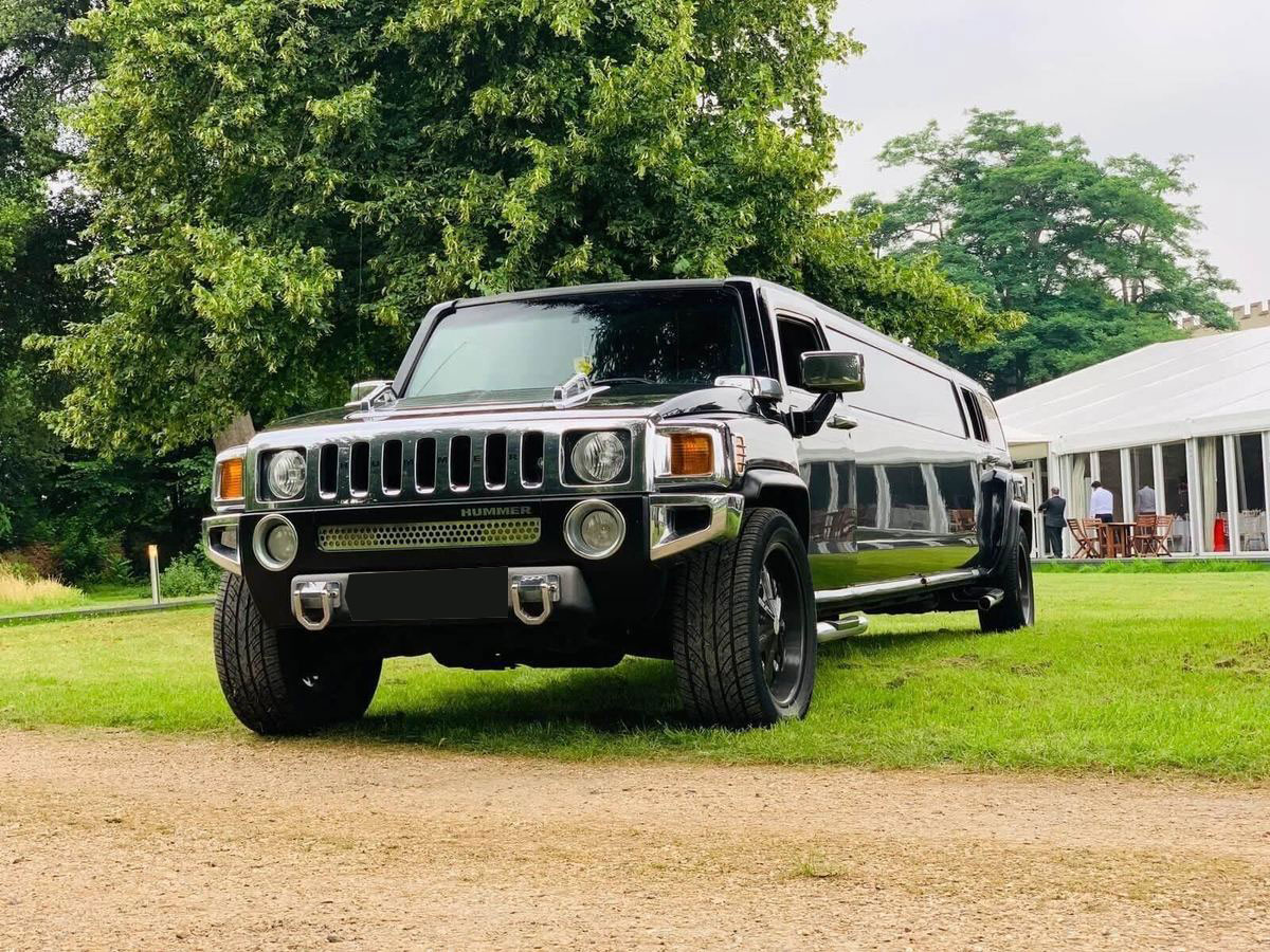 Black Hummer limo City Limo