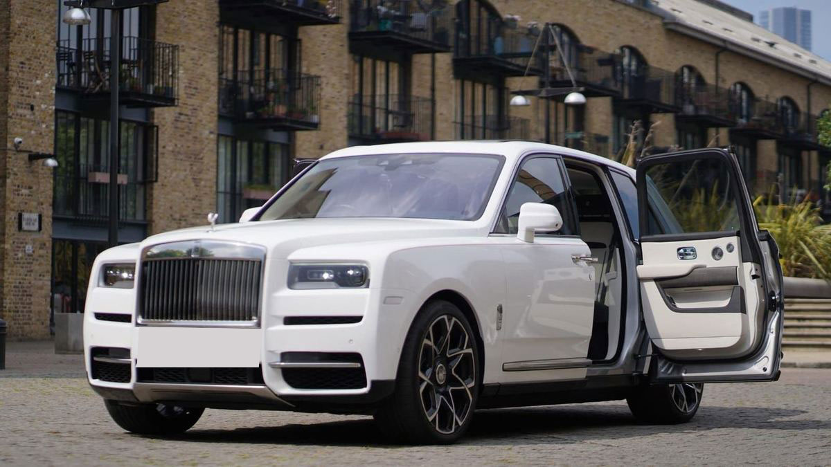 Rolls-Royce Cullinan City Limo